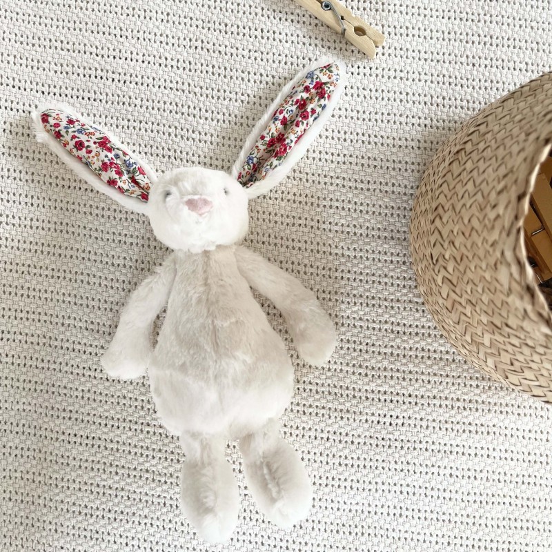 Doudou lapin blanc liberty