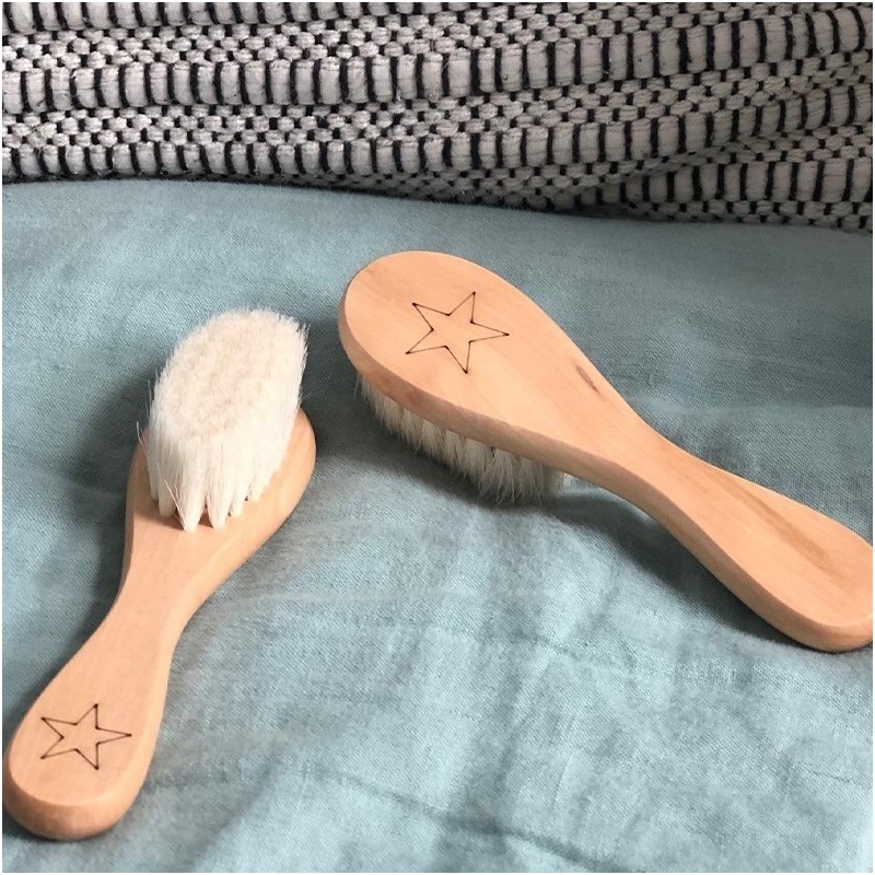 Brosse cheveux bébé